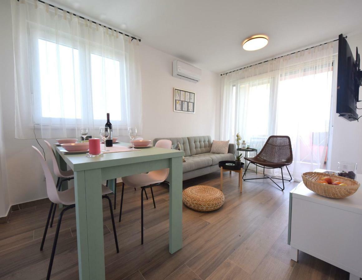 Apartments Medna Чижичи Экстерьер фото